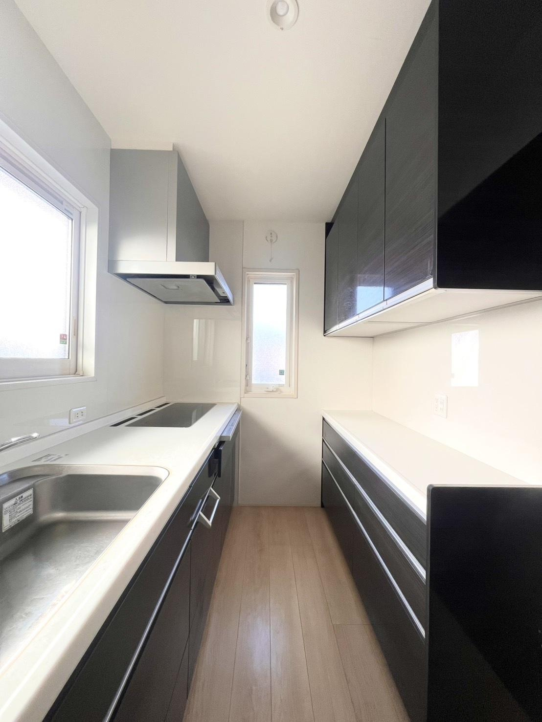 瀬戸南町２丁目　中古戸建　のキッチン