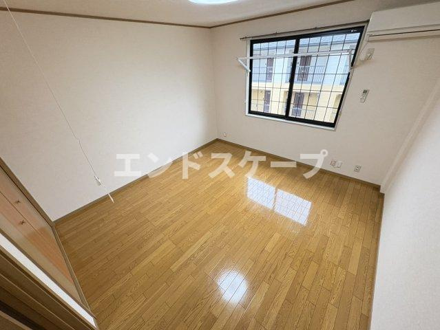 ハイブリッジBの居間・リビング|高崎、前橋のお部屋探しはエンドスケープまで！お客様の理想お聞かせ下さい♪