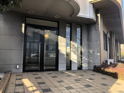 【エントランス】 | ワイズフラット