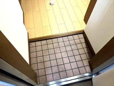 【玄関】 | ワイズフラット