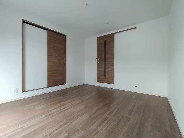 神戸市須磨区行幸町３丁目のアパートの内装|洋室