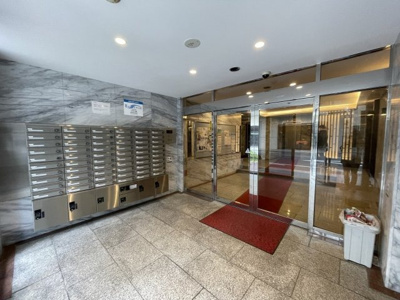 【ロビー】 | ロイヤルハイツ菅原 | 建物の内部です