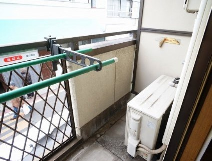 ST西荻のバルコニー