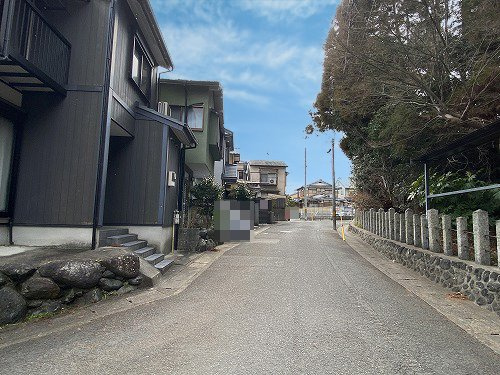 大宮西総門口町中古戸建の前面道路含む現地写真