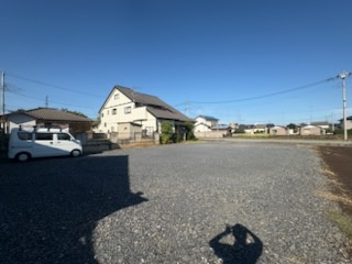 大平町富田店舗の駐車場