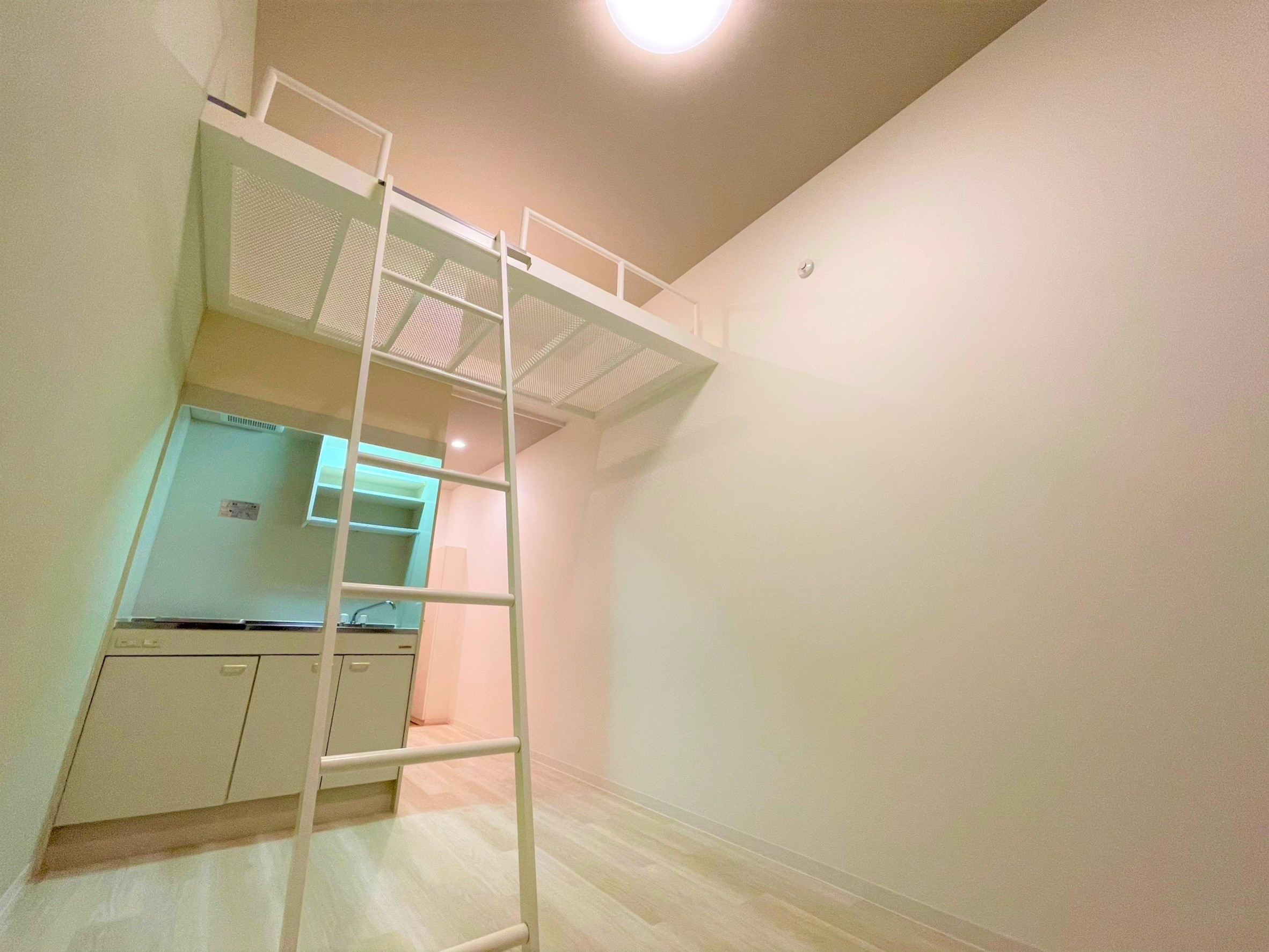 アビタシオン桜丘の洋室