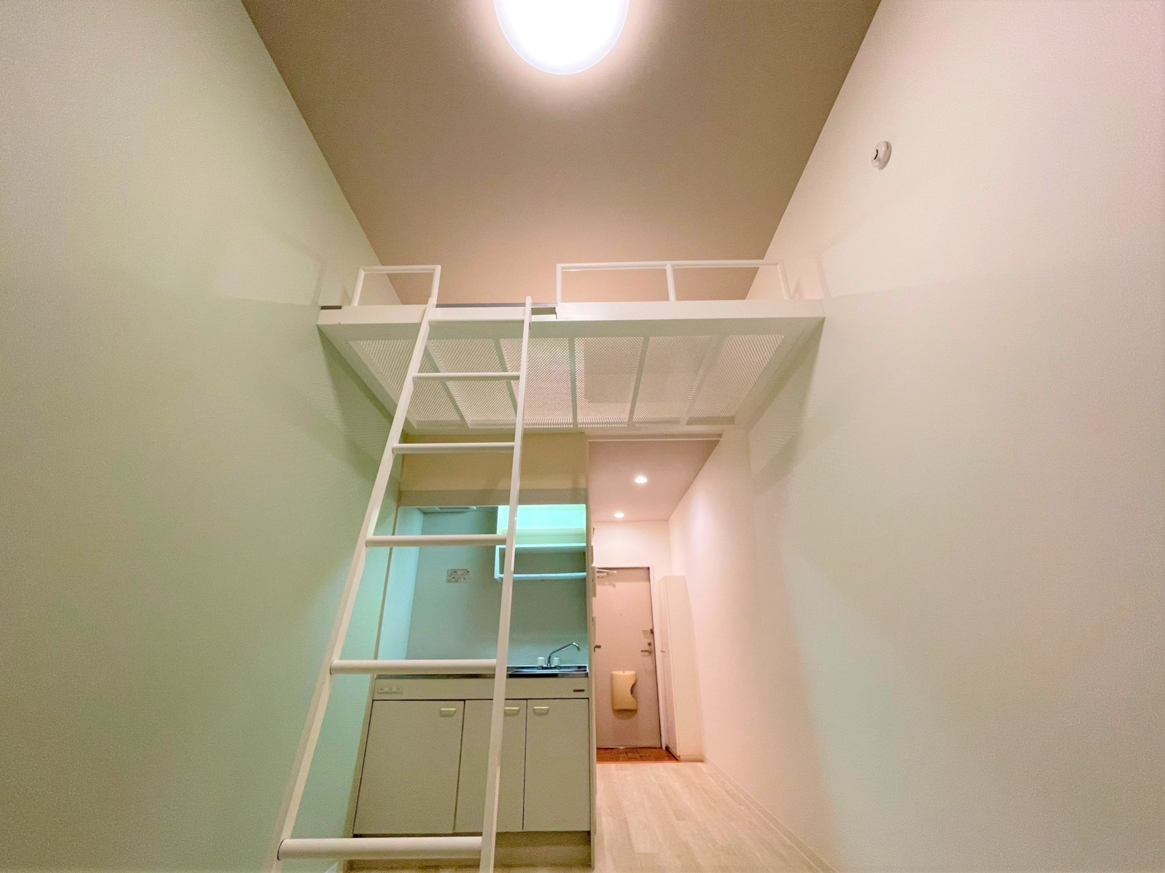 アビタシオン桜丘の洋室