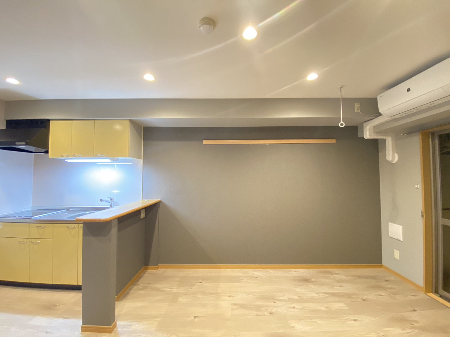 アーバンヒルズの洋室