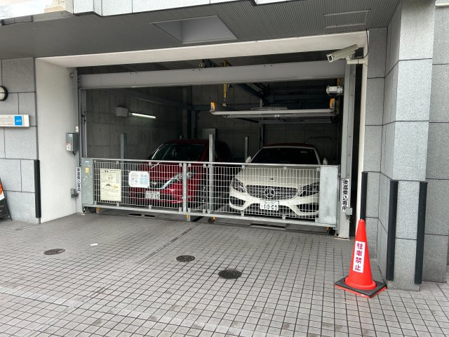 ビガーポリス　１３３　宝塚の駐車場|駐車場があります