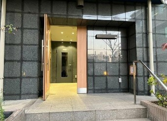 【エントランス】 | メイクスデザイン西新宿