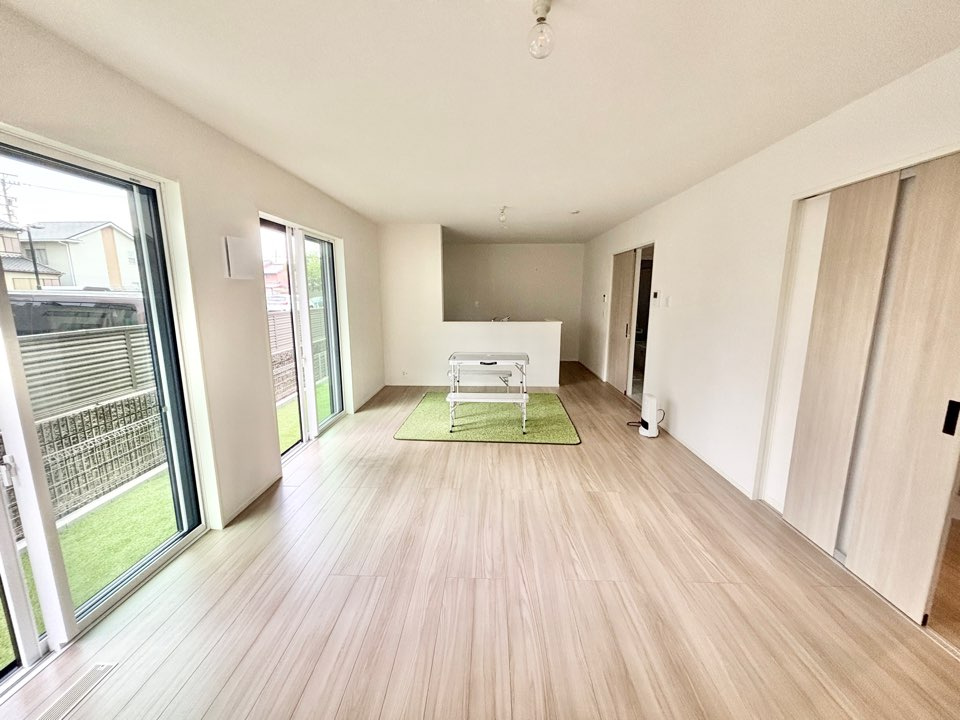 リナージュ蟹江町1丁目24-1期　全2棟　新築住宅の居間・リビング