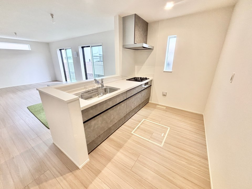 リナージュ蟹江町1丁目24-1期　全2棟　新築住宅のキッチン