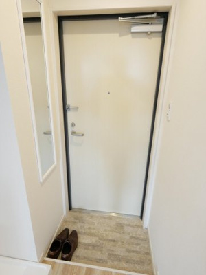 【玄関】 | フラッティ千本二本松町