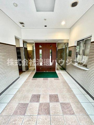 アルシェ垂水のエントランス