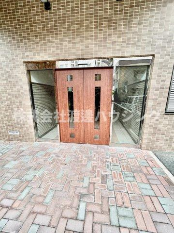 アルシェ垂水のエントランス