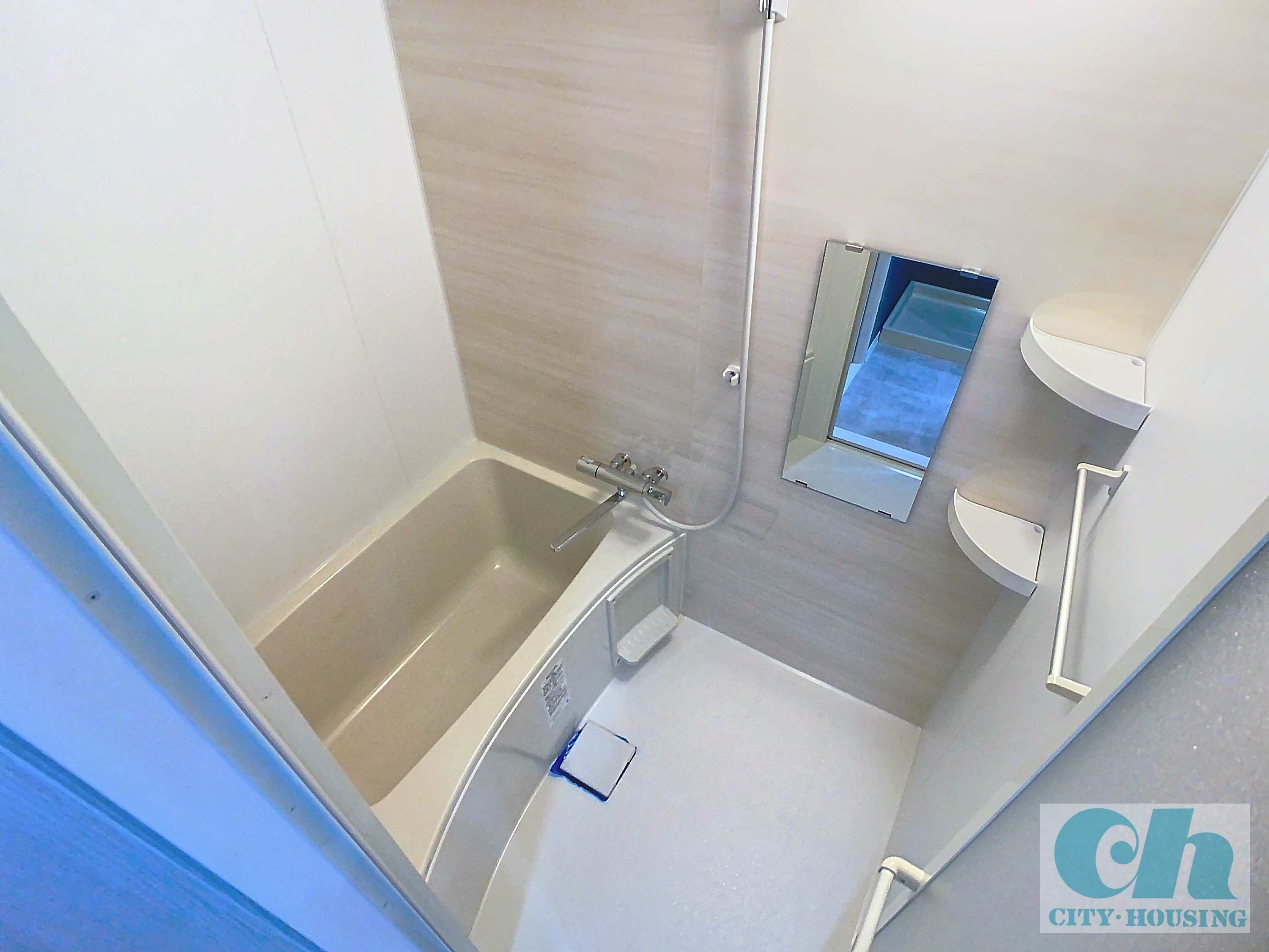 ベルハイツ 303号室