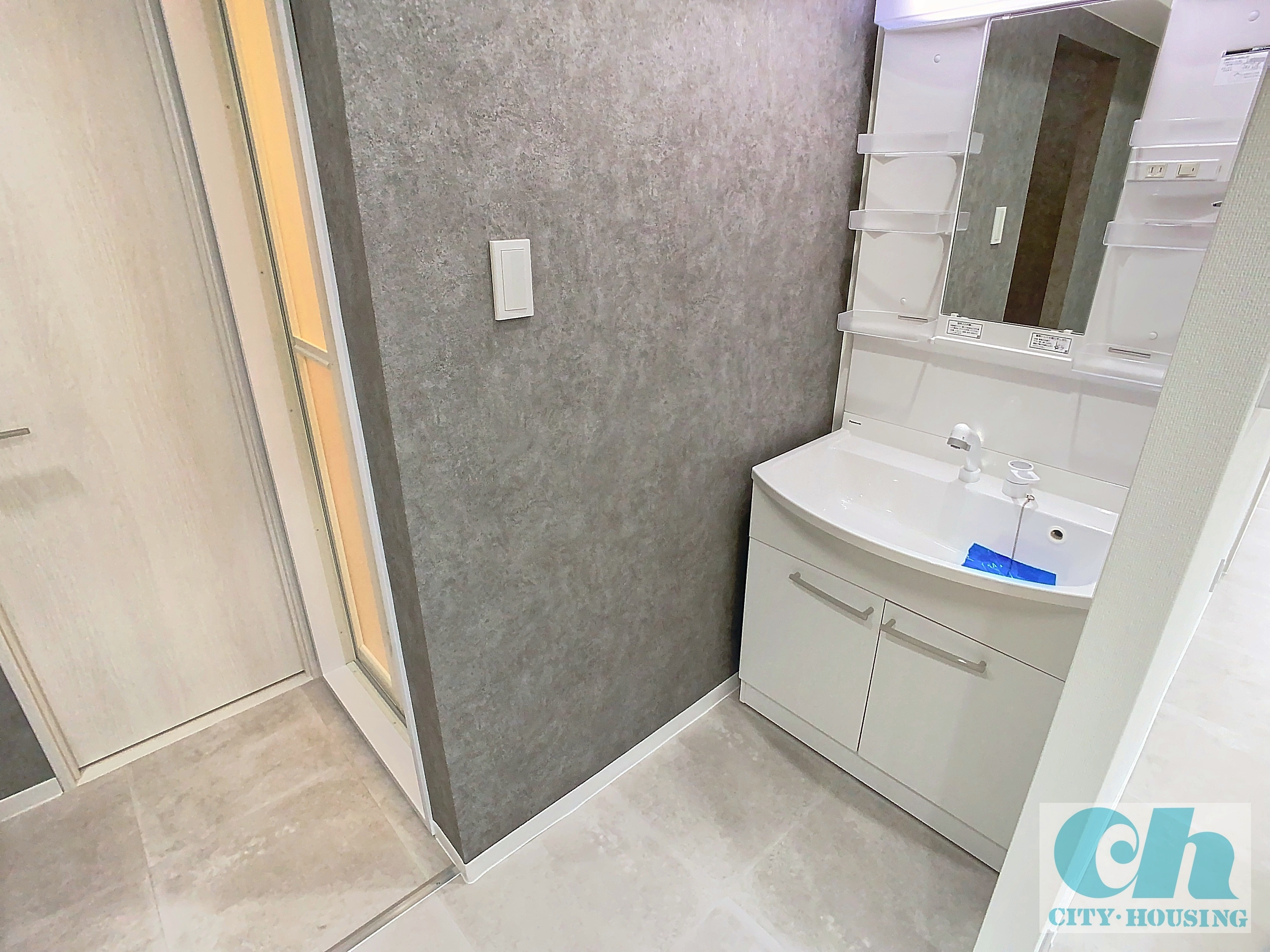 ベルハイツ 303号室