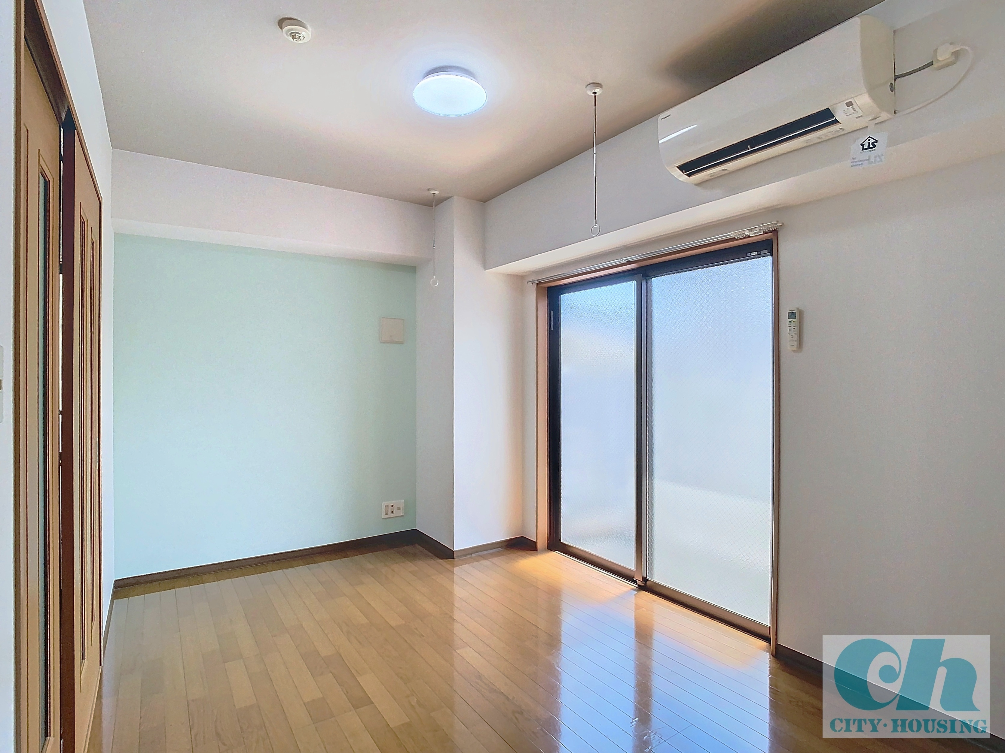 アミティエ中延 304号室の洋室