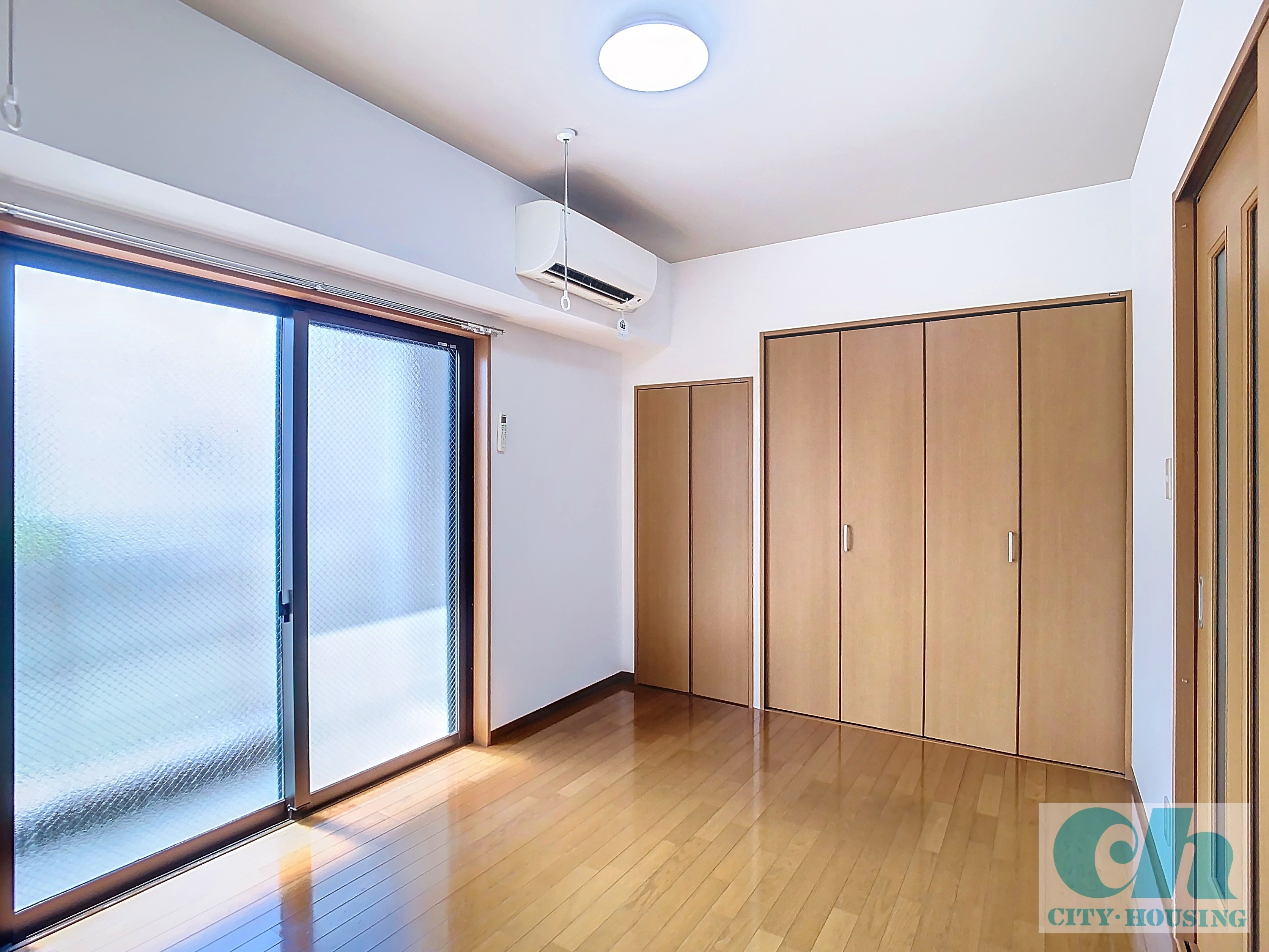 アミティエ中延 304号室の洋室