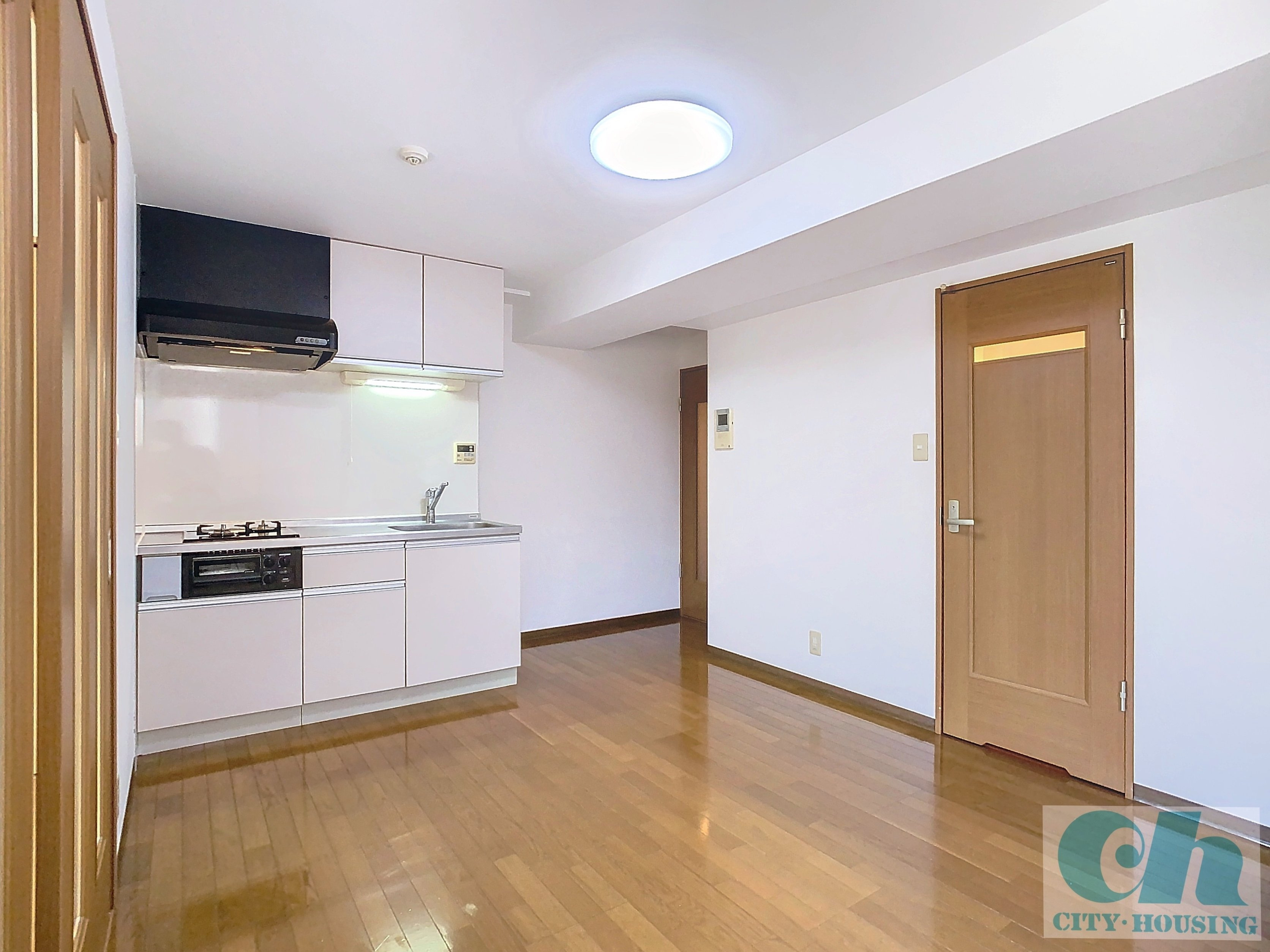 アミティエ中延 304号室の居間・リビング