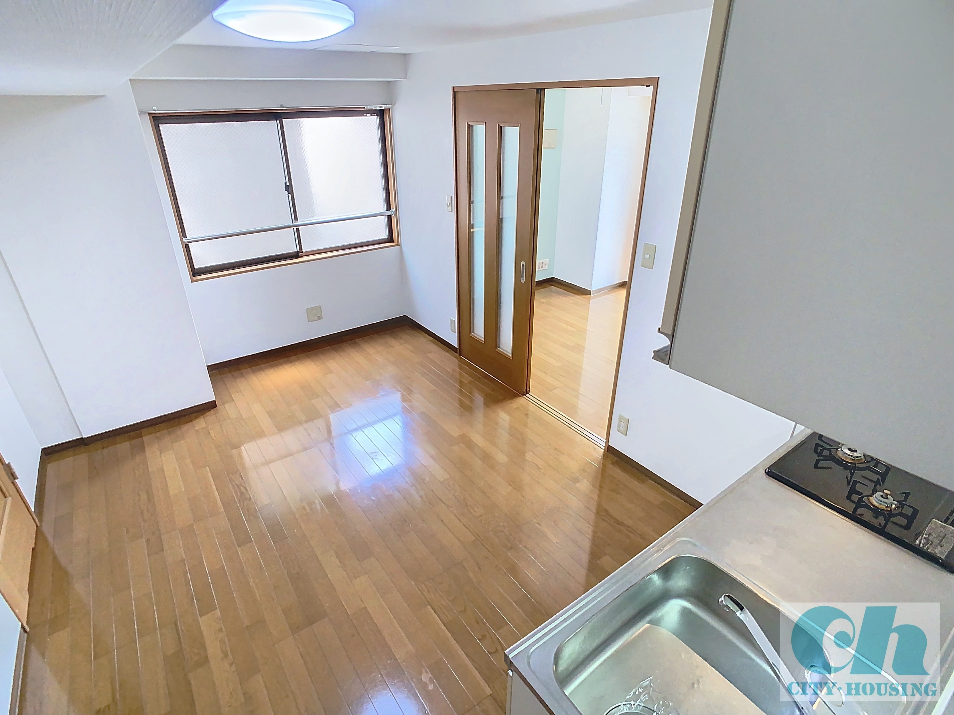 アミティエ中延 304号室の居間・リビング