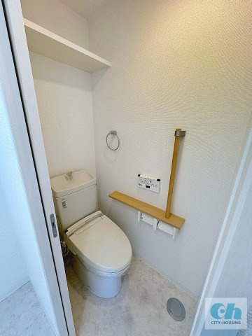 ピアラ日吉 305号室のトイレ