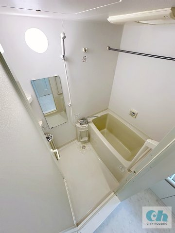 ピアラ日吉 305号室の浴室