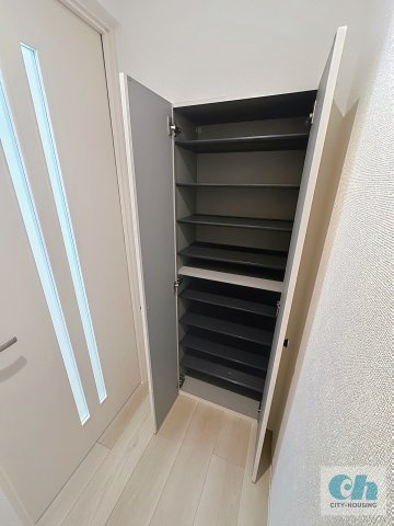 ピアラ日吉 305号室の収納