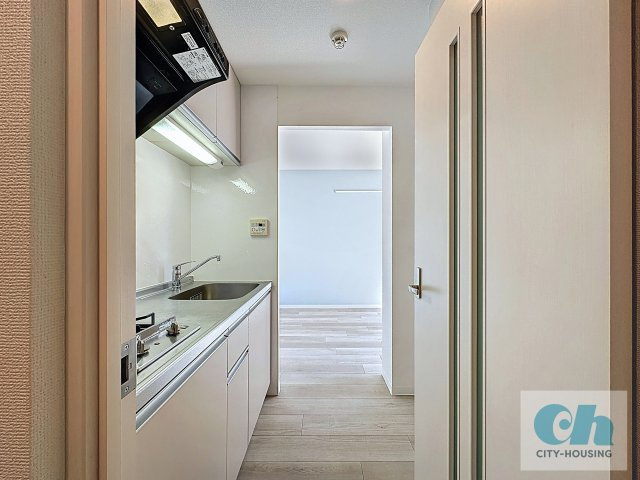 ピアラ日吉 305号室のキッチン