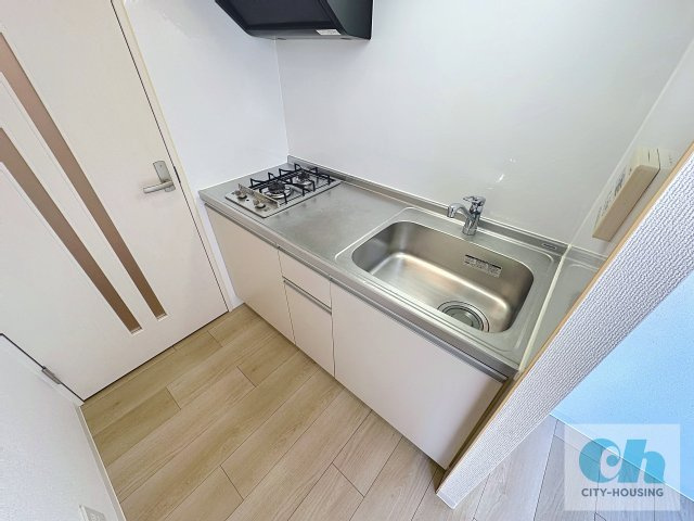 ピアラ日吉 305号室のキッチン