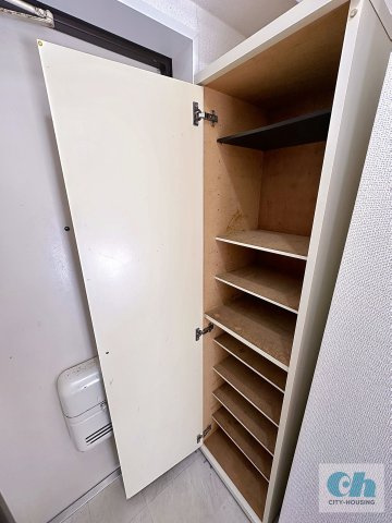 ライラックガーデン 201号室の収納