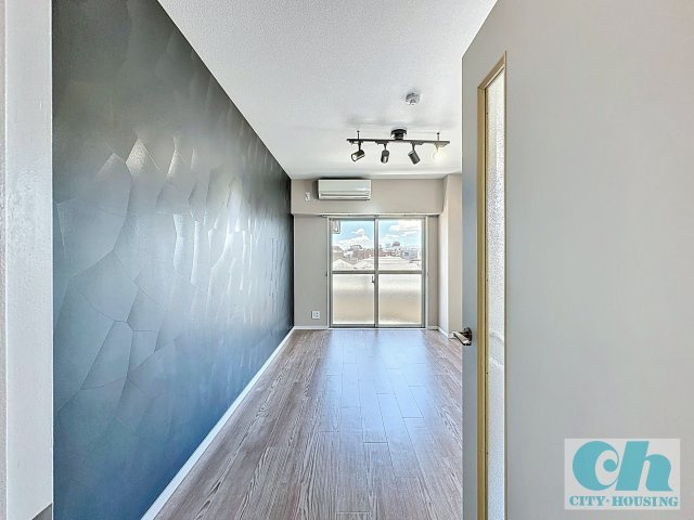 クレアール多摩川 401号室の居間・リビング