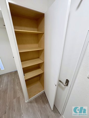 クレアール多摩川 401号室の収納