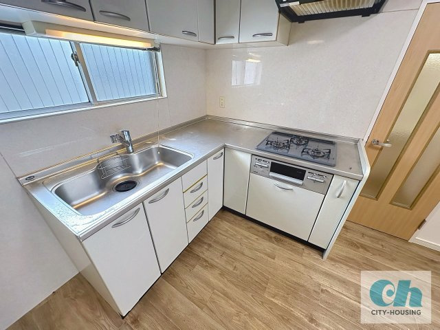 コンドミニアム大森 805号室のキッチン