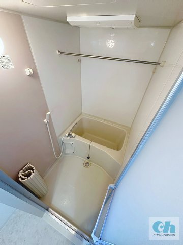 ボーブリアンあさひ 408号室の浴室