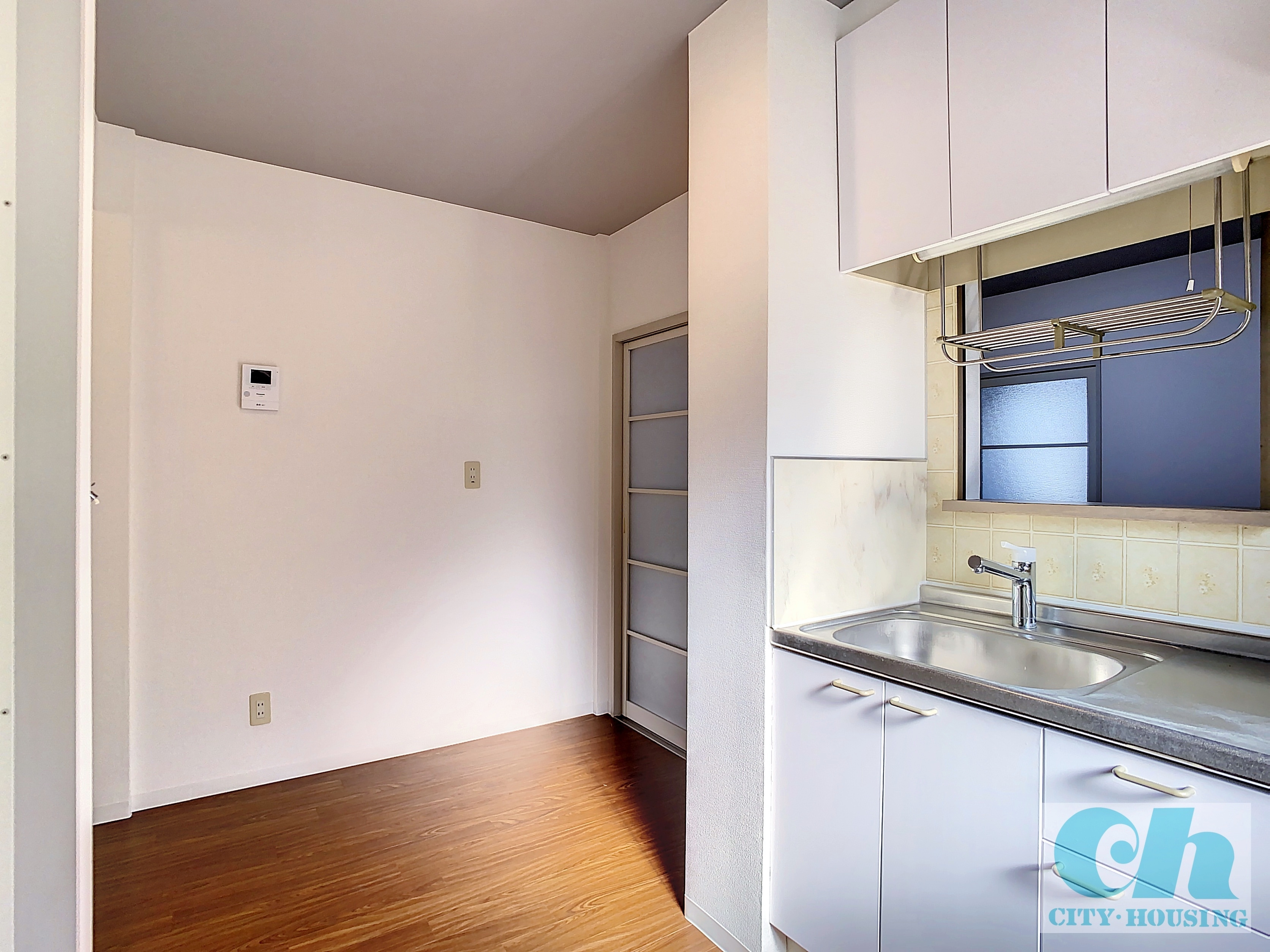 アーバンコート新蒲田 201号室のキッチン