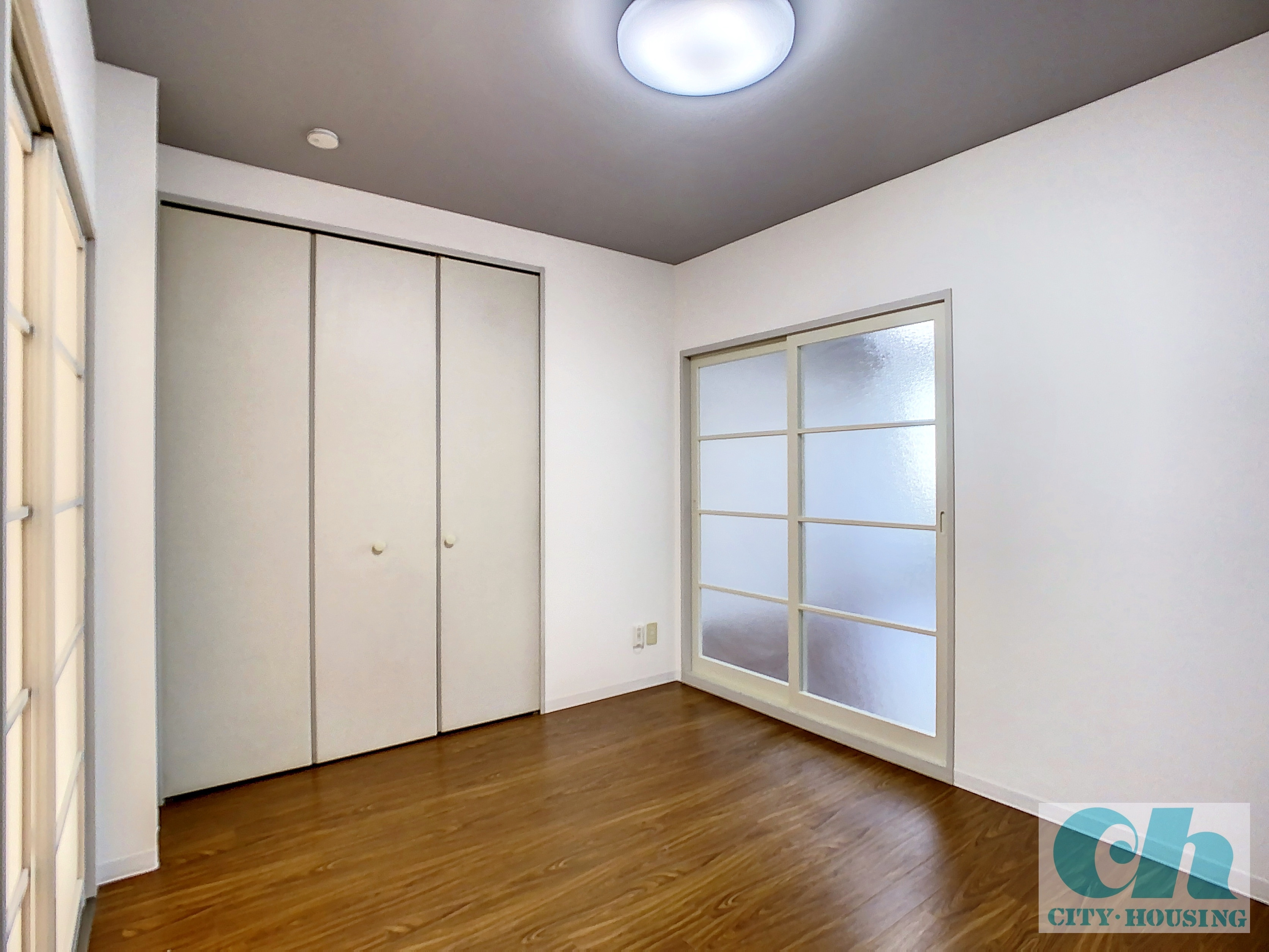 アーバンコート新蒲田 201号室の洋室