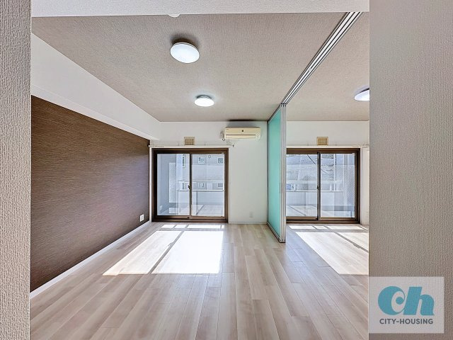 リッツ山王テラス 201号室の居間・リビング