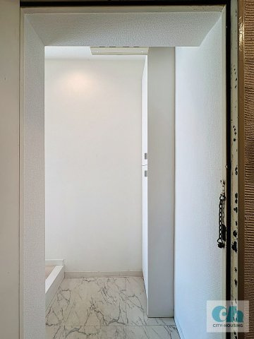 リッツ山王テラス 201号室の玄関