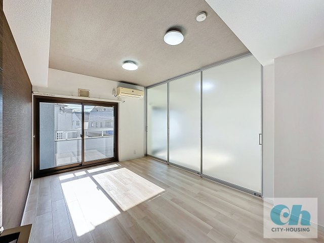 リッツ山王テラス 201号室の居間・リビング