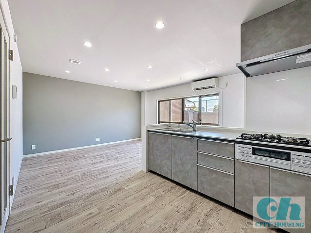 ランドスケープ 102号室