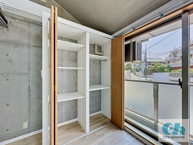 R’ s court 306号室の収納