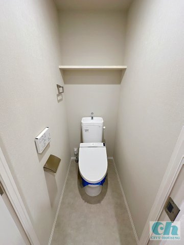 ラ・カーサ大森 402号室のトイレ