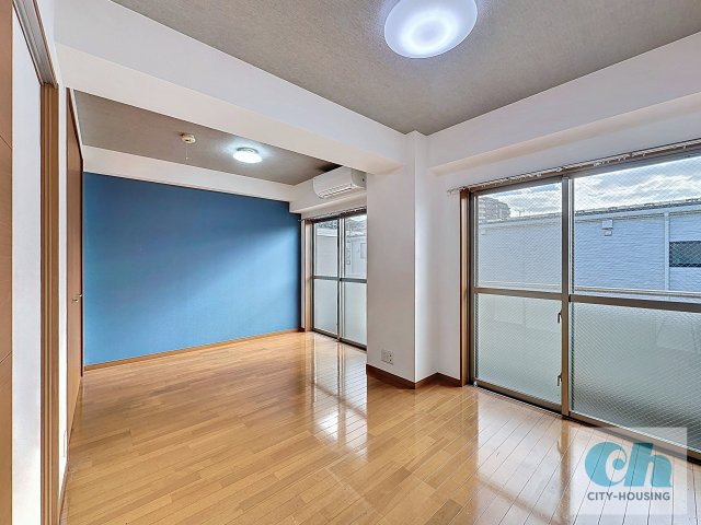 ステュディオ大森西 302号室