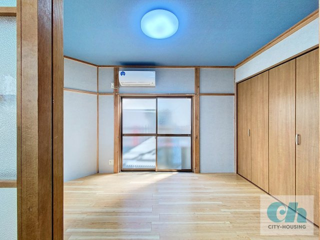 サンハイム 101号室の居間・リビング