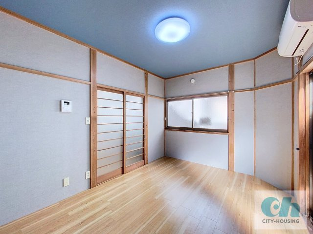 サンハイム 101号室の居間・リビング