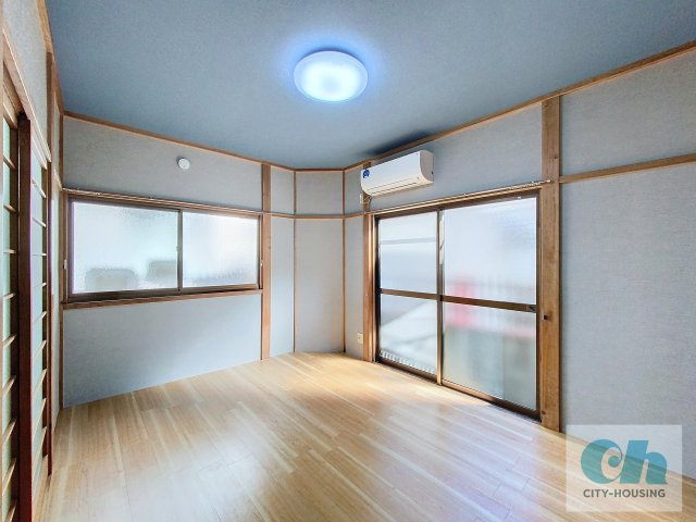 サンハイム 101号室の居間・リビング