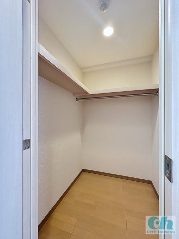 ボーブリアンあさひ 202号室の収納