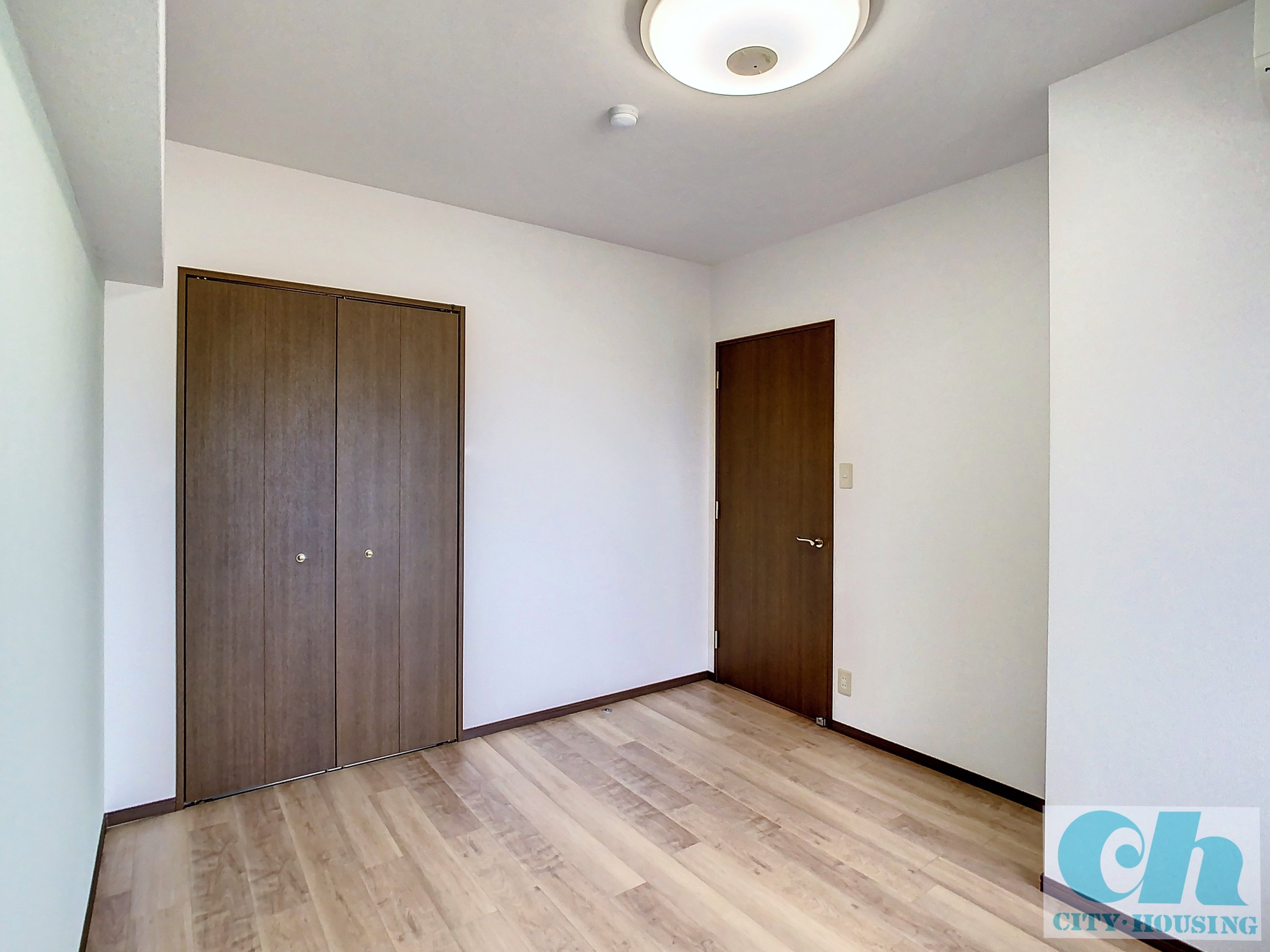 ライフヒルズ小机 505号室