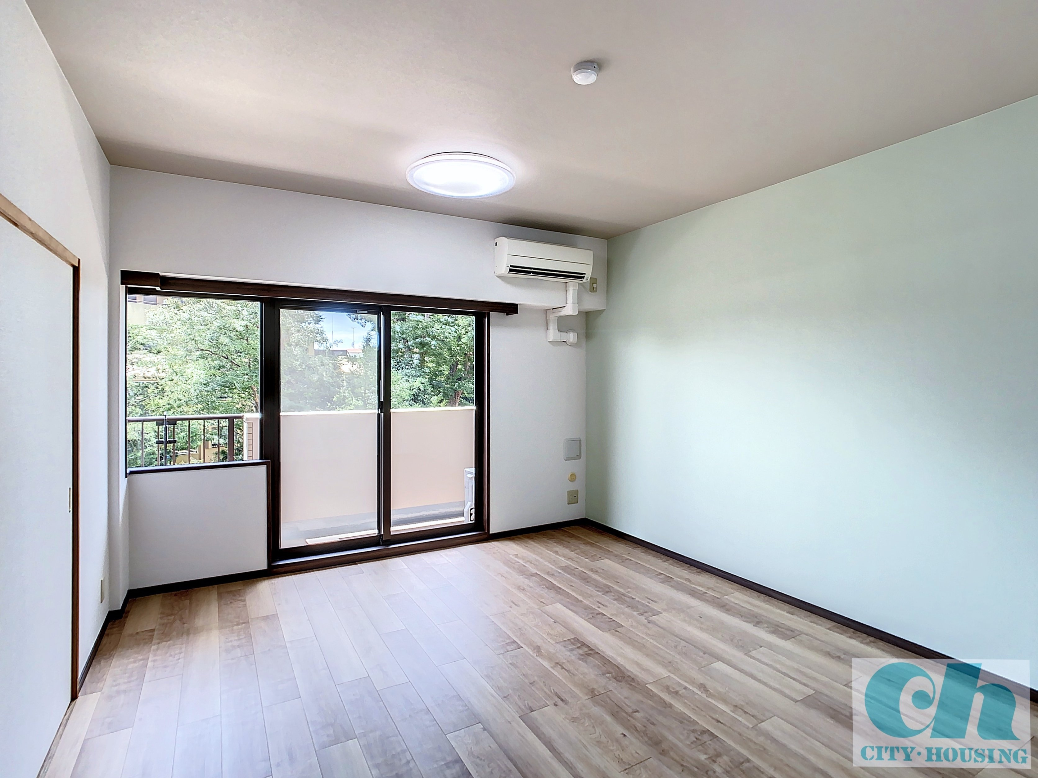 ライフヒルズ小机 505号室